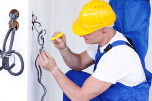 prix rénovation electrique : calculer le tarif de l'installation ... - Prix Pour Refaire L Electricite D Une Maison prix rénovation electrique : calculer le tarif de l'installation ... - Prix Pour Refaire L Electricite D Une Maison