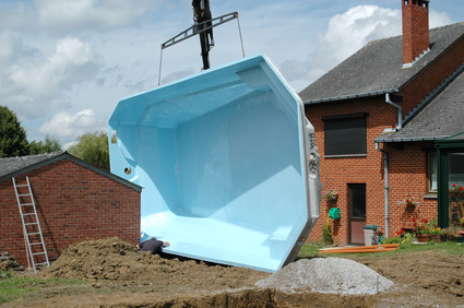 Installation d'une piscine en coque polyester