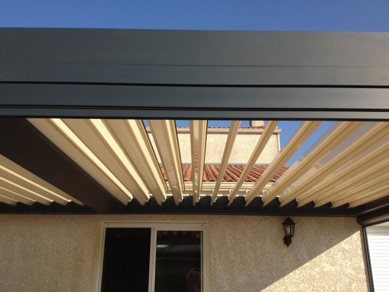 pergola bioclimatique aluminium