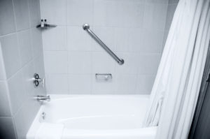 Prix d\'aménagements pour handicapé et PMR dans la salle de bain Prix d\'aménagements pour handicapé et PMR dans la salle de bain