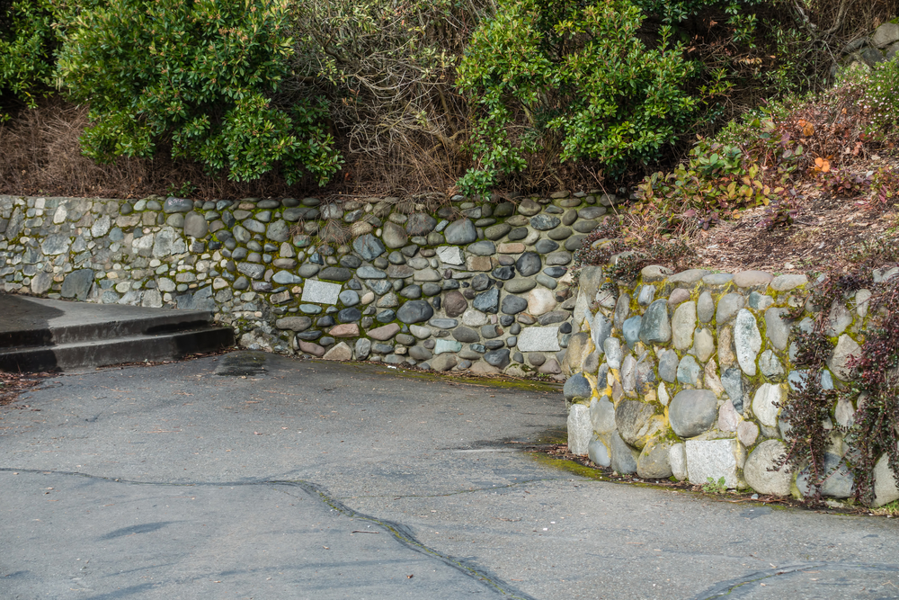 Comment Faire Un Mur En Pierre Exterieur Mur En Pierre Seche Comment Le Monter Et Bien Plus