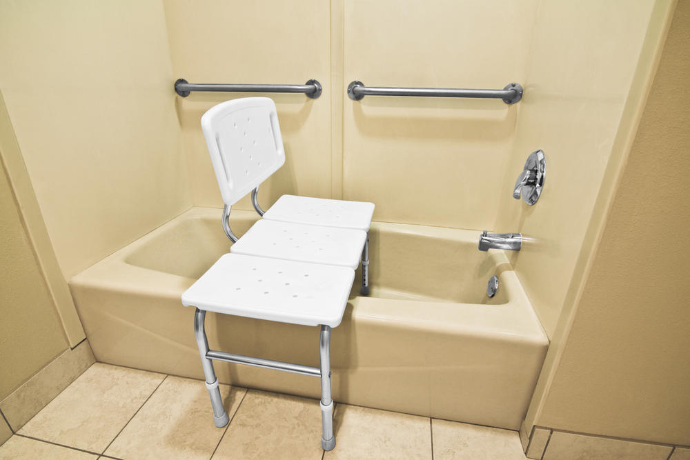 siège douche pour seniors et PRM