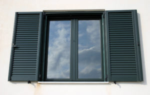 Volet traditionnel en aluminium