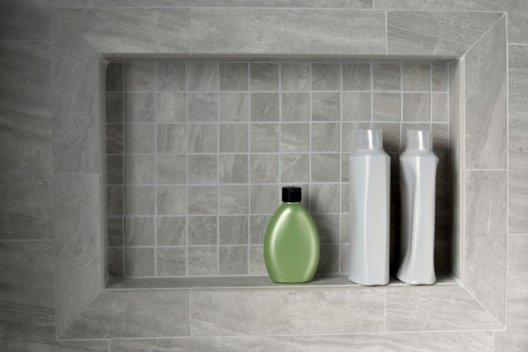 Poser une niche pour salle de bains : comment faire ? - monEquerre.fr