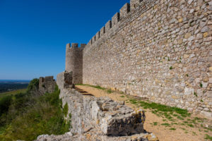 Barbacane mur d'un château