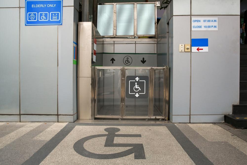 Ascenseur pour personnes handicapés