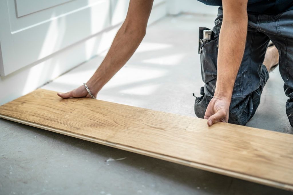 parquet-clipsable-sol-salle-de-bains