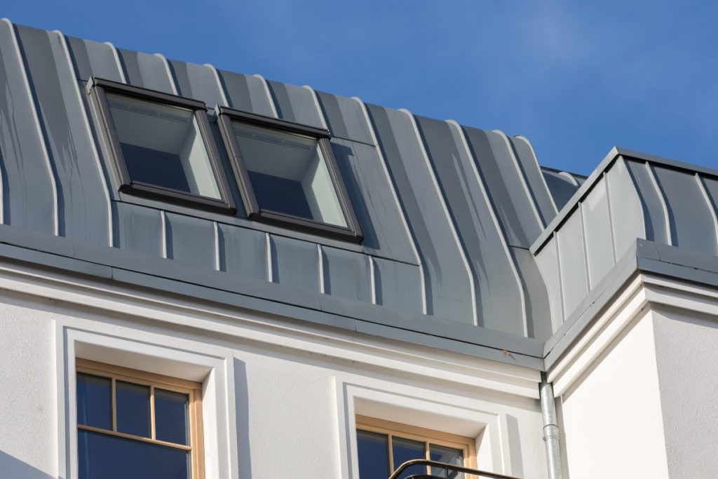 maison-bardage-en-zinc