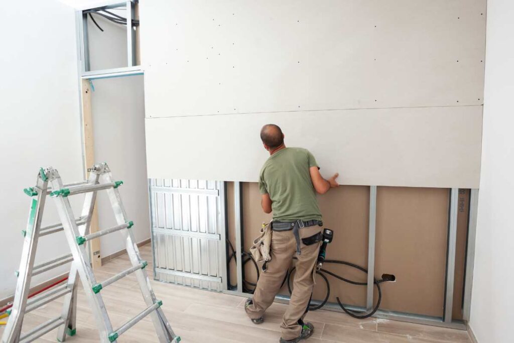 Coller placo sur mur guide pratique monEquerre.fr