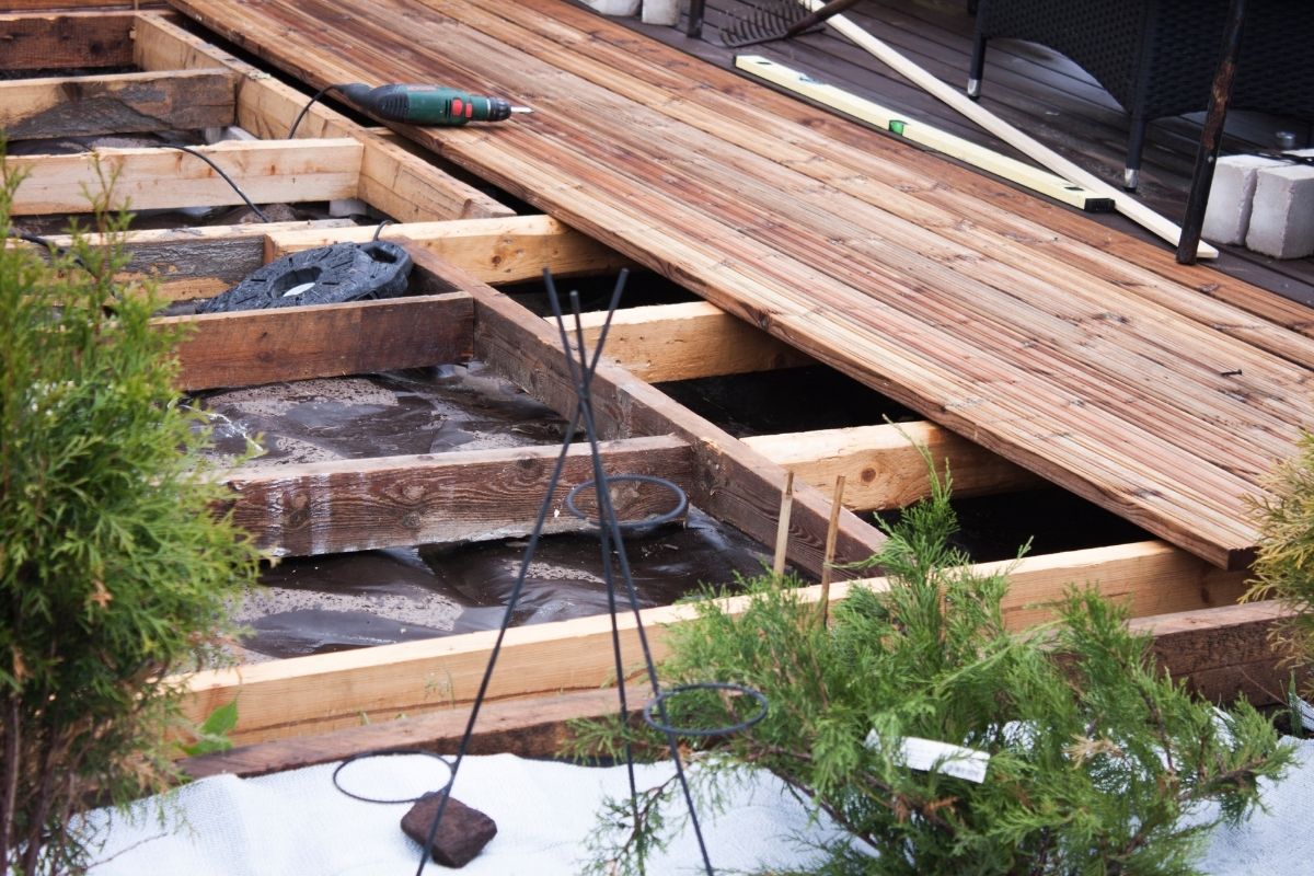 Comment faire une terrasse en bois ? - monEquerre.fr