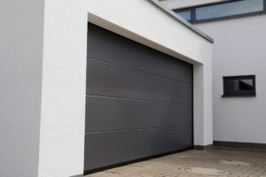 Porte de garage en aluminium